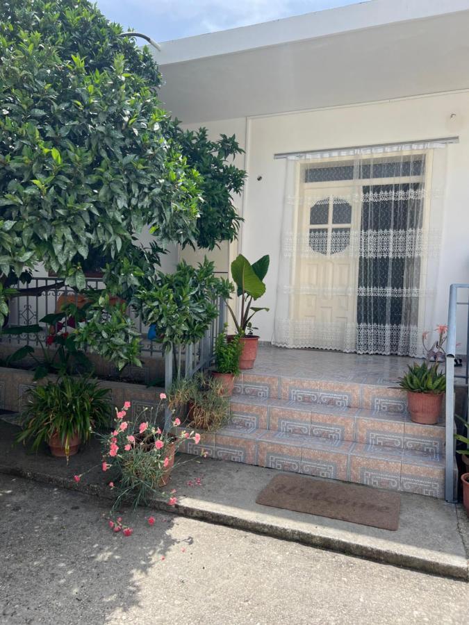 Rooms For Rent Habipi Vlore Exterior photo